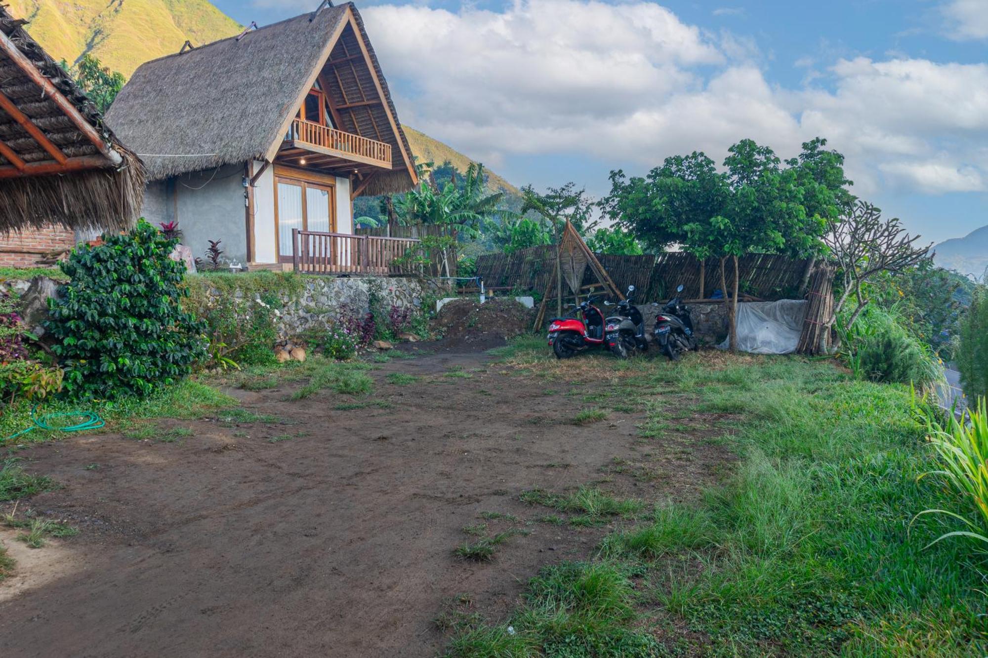 Bale Aur Sembalun Otel Sembalunlawang Dış mekan fotoğraf